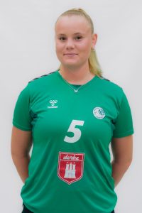 #5 Lili Palenczat